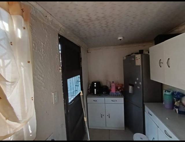 2 BEDROOM HOUSE FOR SALE IN FLEURHOF